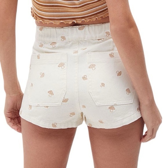 PacSun Cream Jean Shorts High-Waisted Patterned size small - Picture 3 of 10